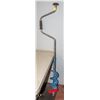 Image 1 : MANUAL ICE AUGER