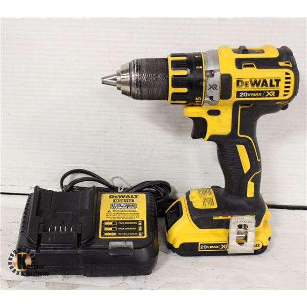 DEWALT COMBO 1/2 XR DRILL- BATTERY CHARGER