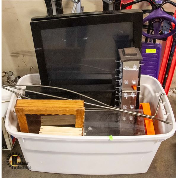 LOT OF DISPLAYS AND MORE