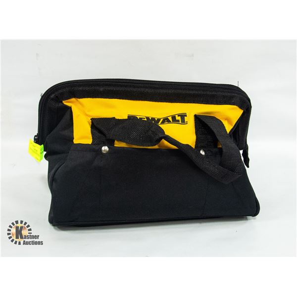 DEWALT NEW MEDIUM TOOL BAG