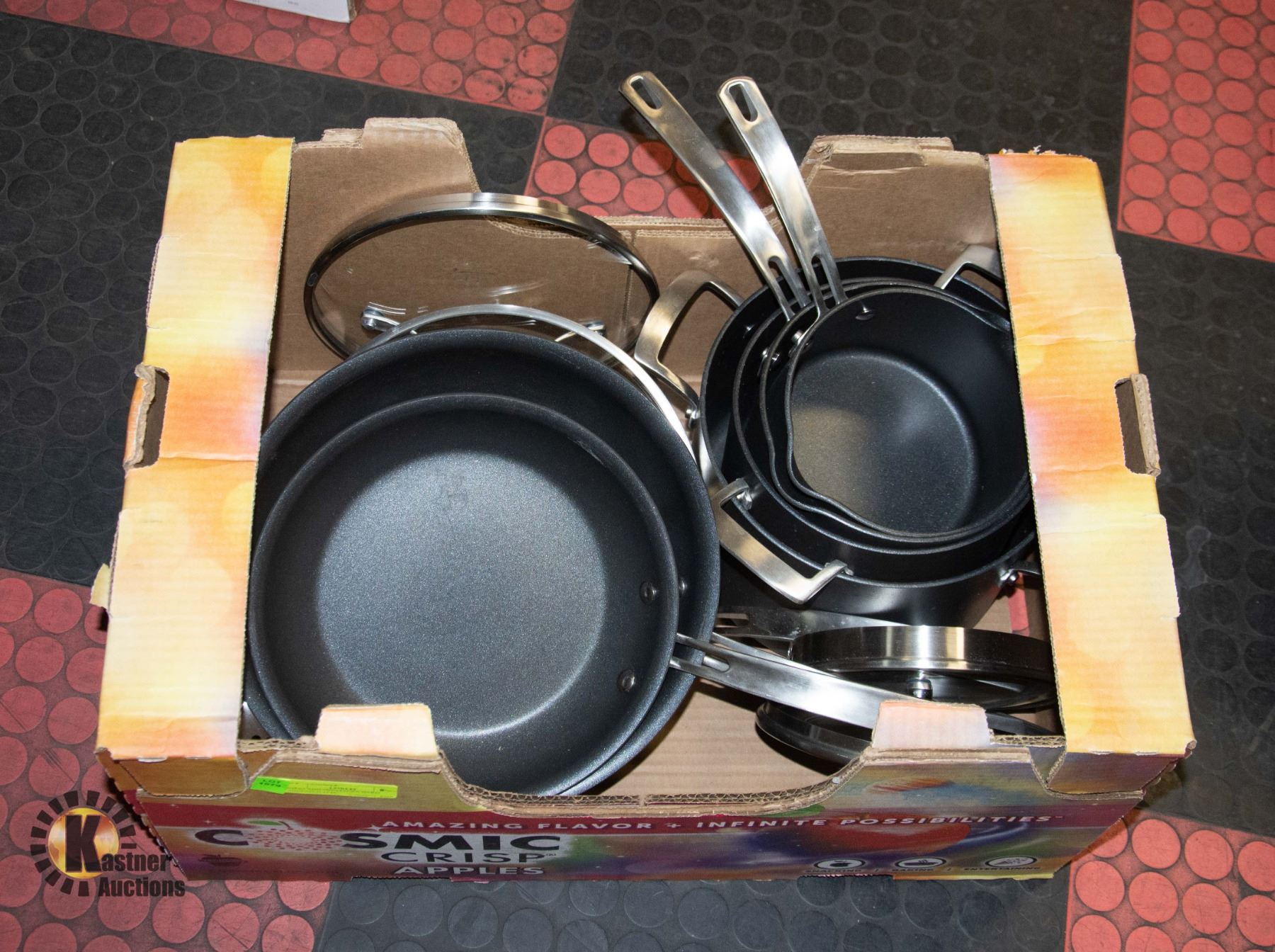 KIRKLAND SIGNATURE HARD ANODIZED 12 PC