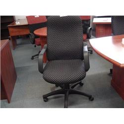 Black Cloth Speckled Gaslift Chair