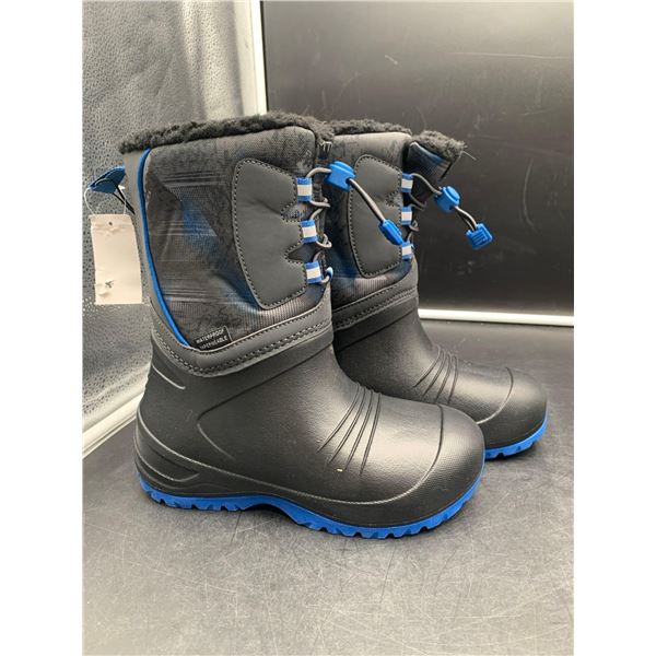 XMTN - Waterproof Black & Blue Winter Boots Size: 3