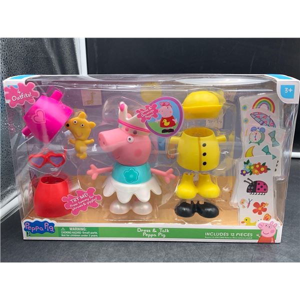 Peppa Pig Dress n Talk Play Set