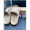 Image 2 : Call it Spring Size 8 Womens Shower Slides