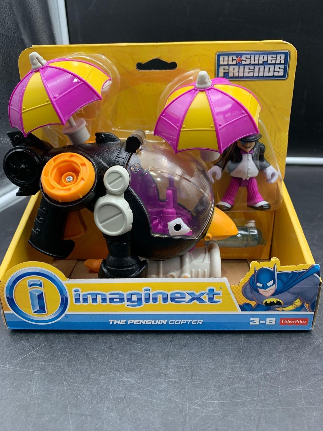 Imaginext Pi Fisher-Price Imaginext DC Super Friends, Penguin Copter and Batman Figure