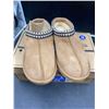 Image 1 : Kirkland Unisex Shearling SLippers - Size Men's 8/ Women's 9
