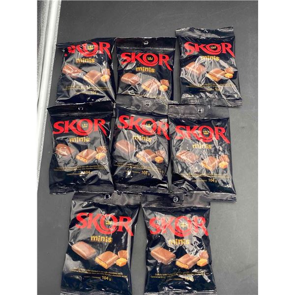 Skor Chocolate Covered Crunchy Toffee Squares - 8x104g