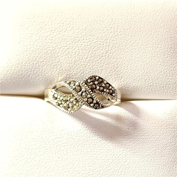 Silver Marcasite Ring (~Size 7)(Ring is resizable for $40) (~weight 3.5g), Suggested Retail Value $1