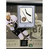 Image 3 : SIDNEY CROSBY #87 - COLLECTOR FRAMED PICTURE WITH GAME USED STICK PIECE: issued by: GREATS OF THE GA