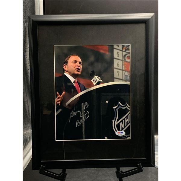 AUTHENTIC AUTOGRAPH FROM THE 2013 NHL DRAFT, COA: PSA, ITEM SIZE IS 12.5" X 15", PROFESSIONALLY FRAM