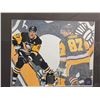 Image 2 : SIDNEY CROSBY PENGUINS #87 - COLLECTOR FRAMED PICTURE WITH AUTHENTIC GAME USED STICK PIECE: issued b