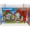 Image 1 : Playmobil City Life Take Along Pet Store #5672 85pcs