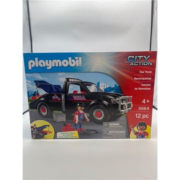 Playmobil City Action Tow Truck #5664 12pcs