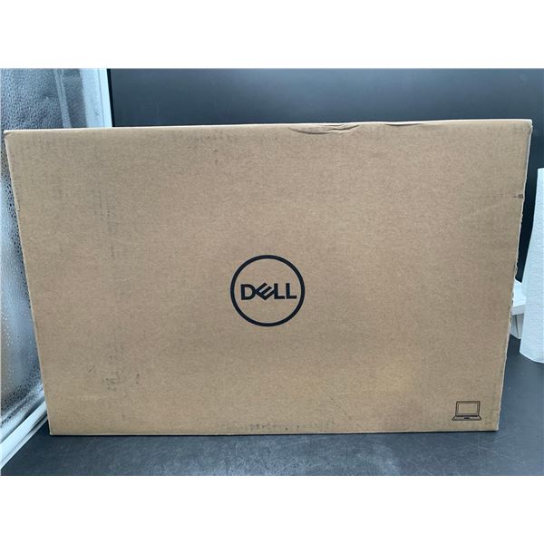 DELL Model 3520 Inspiron 15 Lap Top Computer . Powers Up in Bo. Please plan to view to verify specs 