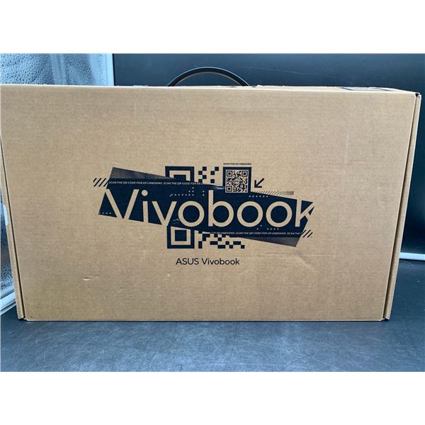 ASUS Vivobook Model X1504V 1TB SSD Lap Top Computer tested and Powers Up in box. Please view to veri