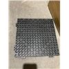 Image 3 : VEVOR Modular Interlocking Cushion, 50 Pack 30 x 30 cm Splicing Drainage Mats, Soft PVC Interlocking