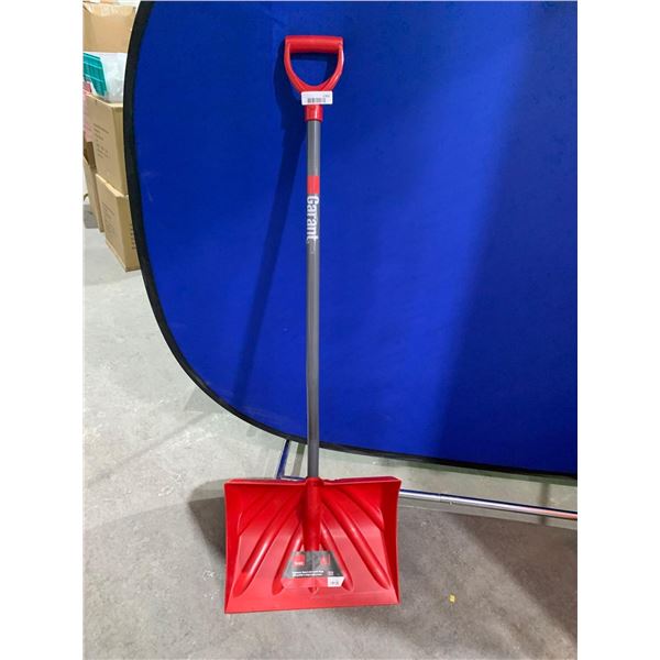 Garant Ergonomic Shovel With Combo Blade
