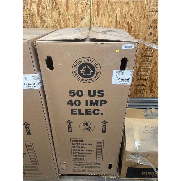 Giant 40 gal Electric Hot Water Heater