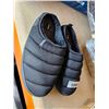 Image 1 : Bench Men's Puffer Slippers - Size 12