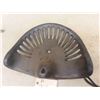 Image 2 : Cast Implement Seat