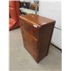 Image 2 : 4 Drawer Dresser 43'' x 30'' x 16'' 