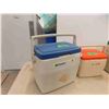 Image 2 : 4 Picnic Coolers 