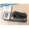 Image 2 : Vintage Micronta Metal Detector 4001 with Box and Manual - 