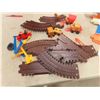 Image 2 : 1974 Mattel Train Set Wood + Plastic , 1974 Idel Track 
