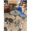 Image 2 : Yamaha Electric Drum Set with 6 Drums, 1 Cymbal Mounted on Stand, Foot Pedal, 4 Large Cymbals, Drum 