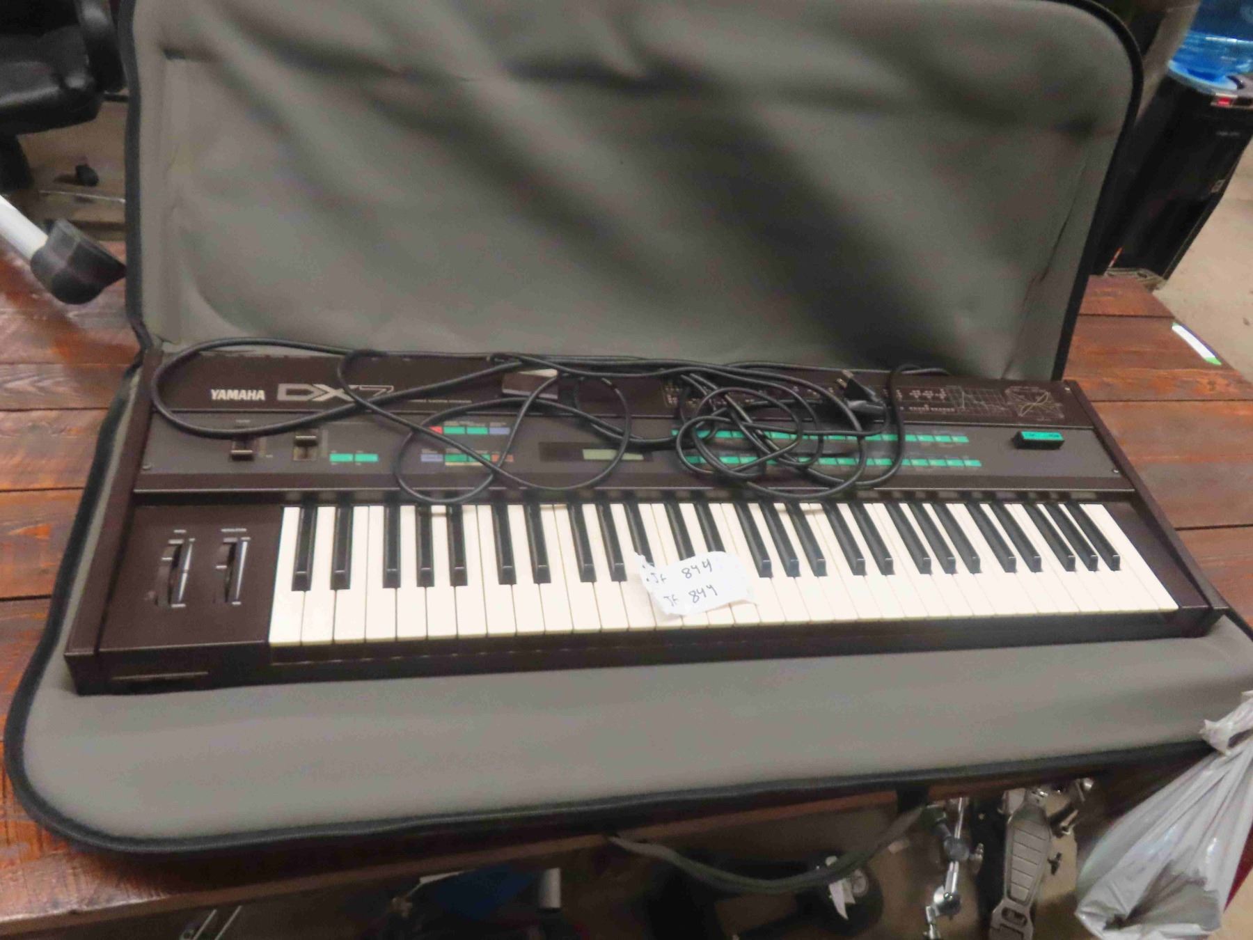Dx7 Keyboard Yamaha DX7 Keyboard Digital Programmable Algorithm Synthesizer