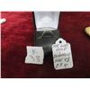 Image 1 : 14kt White Gold + Diamond Ring Size 8 1/2 , 2.3 Grams