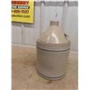 Image 2 : Stoneware 1-Gal Jug with Blue Stripes 