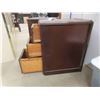 Image 2 : 2 Antique Night Tables with 3 Drawers 15'' x 18'' x 22'' 