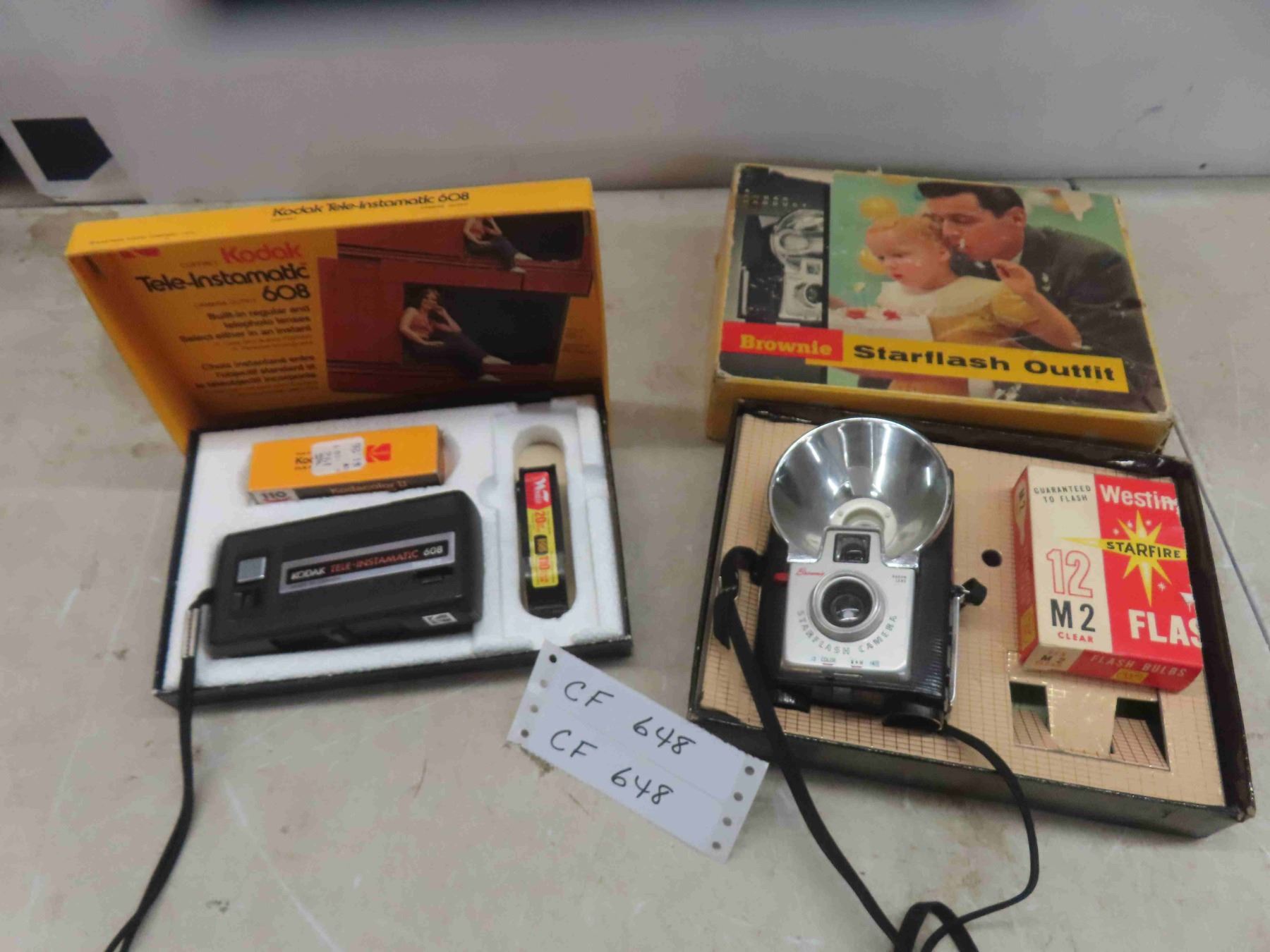 Vintage Kodak Brownie Camera with Flash Bulbs and Original