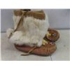 Image 7 : Ankle Height Mukluks - Sole Measures Approx. 10 3/4'' 