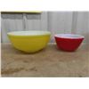 Image 2 : 3 Mixing/Serving Bowls (2) Pyrex 