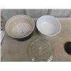 Image 8 : Servingware : Platters, Stainless Salad Bowl, 12 French Onion Soup 