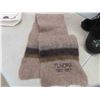 Image 11 : Lancome New Make Up Bag , Size 10 Womans Beaded Mukluks