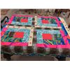 Image 2 : Patchwork Quilt Approx. 63'' x 80'' 