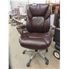 Image 13 : Leather Office Chair 