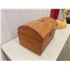 Image 2 : Old Small Trunk 14'' x 21'' x 15'' 
