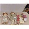 Image 1 : 4 Rag Dolls , 1 Porcelain Doll 