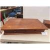 Image 2 : 2 Stacking Drawers/Organizers (1) 5'' x 29'' x 18'' & (1) 5'' x 