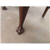 Image 8 : Table 31'' x 61'' x 31'' , 4 Oak and Leather Chairs 