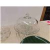 Image 2 : Covered Cake Tray, Bowls, Baking Pan 