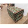 Image 2 : Big Green Shipping Trunk 24'' x 22'' x 36'' 