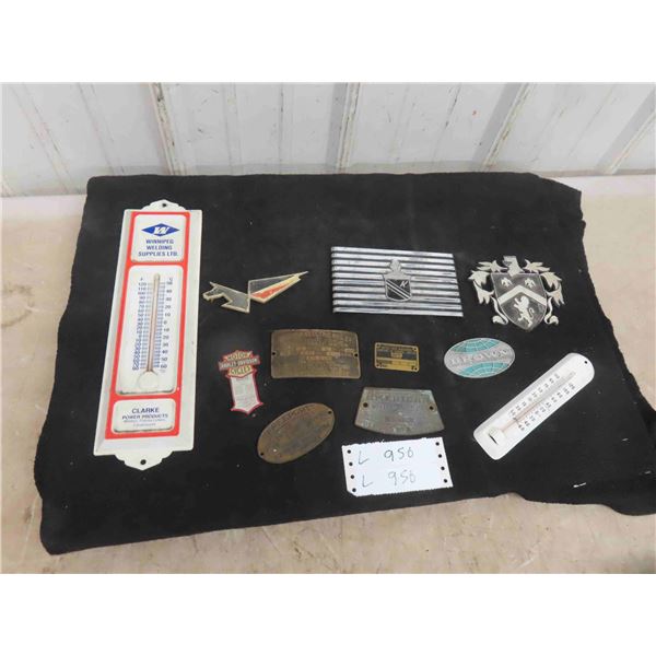 Emblems : Knight, Brown Equipment, American, Stuver, Harley