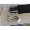Image 1 : Vintage Sears Tower Chieftain Portable Typewriter. Made in 