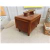 Image 8 : 7UP Crate, Shoe Shine Box with Brushes, Fillet Crate